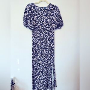 Old navy puff sleeve floral dress! Never worn size large